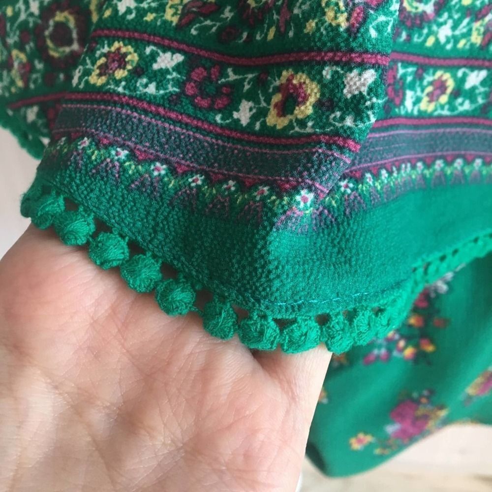 miami Ruffle Floral Romper Sleeveless Green Medium Spaghetti Straps Francesca's - Picture 7 of 10